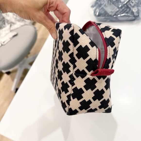 Spartina Cosmetic Makeup Bag 449 Accessory Canvas Multicolor Black Tan Carry On - Picture 6 of 12